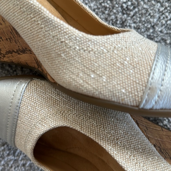 Aersoles brand new & never worn women’s pump - Picture 7 of 7